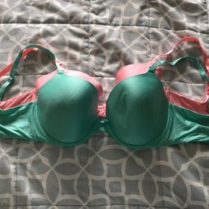 Two 34DD Victoria’s Secret Bras